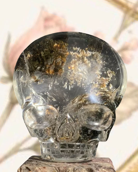 Leandro De Souza Lemurian Standing Shaman Skull with Chlorite