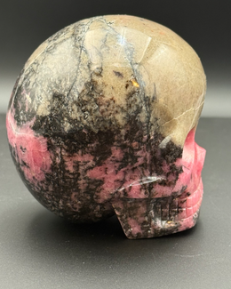 Load image into Gallery viewer, AAA Rhodonite Magical Child Skull by Leandro De Souza

